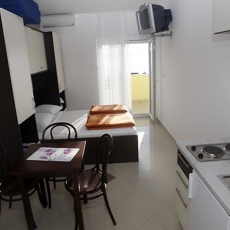 Apartments Rubic Omiš Extérieur photo