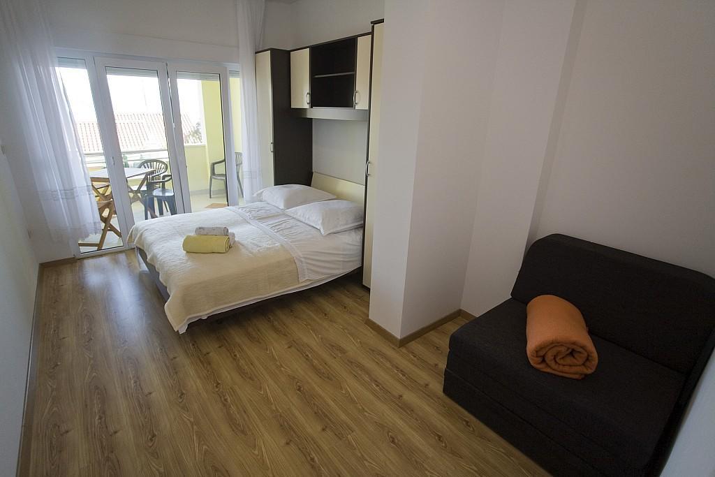 Apartments Rubic Omiš Chambre photo