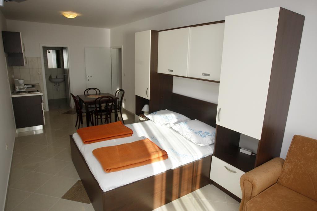 Apartments Rubic Omiš Extérieur photo